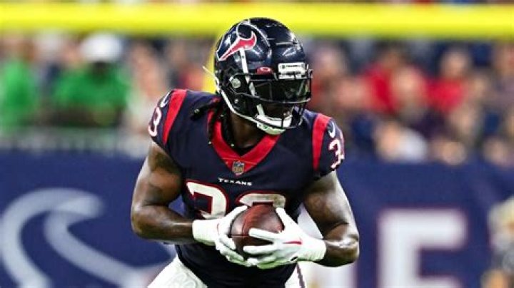 Adam Vinatieri to re-sign with Colts, set for 23rd NFL season