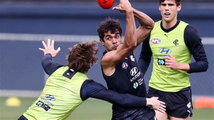 AFL 2023; Carlton players’ jerseys stolen