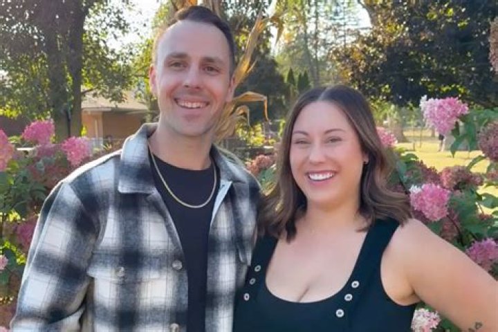 Alaina Marie Mathers Net Worth, Boyfriend, Career, Early Life & Biography