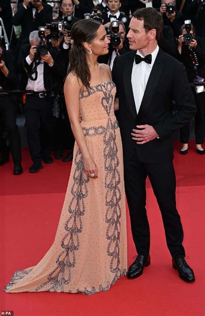 Alicia Vikander Bio, Height, Age, Husband (Michael Fassbender), Body, Ethnicity