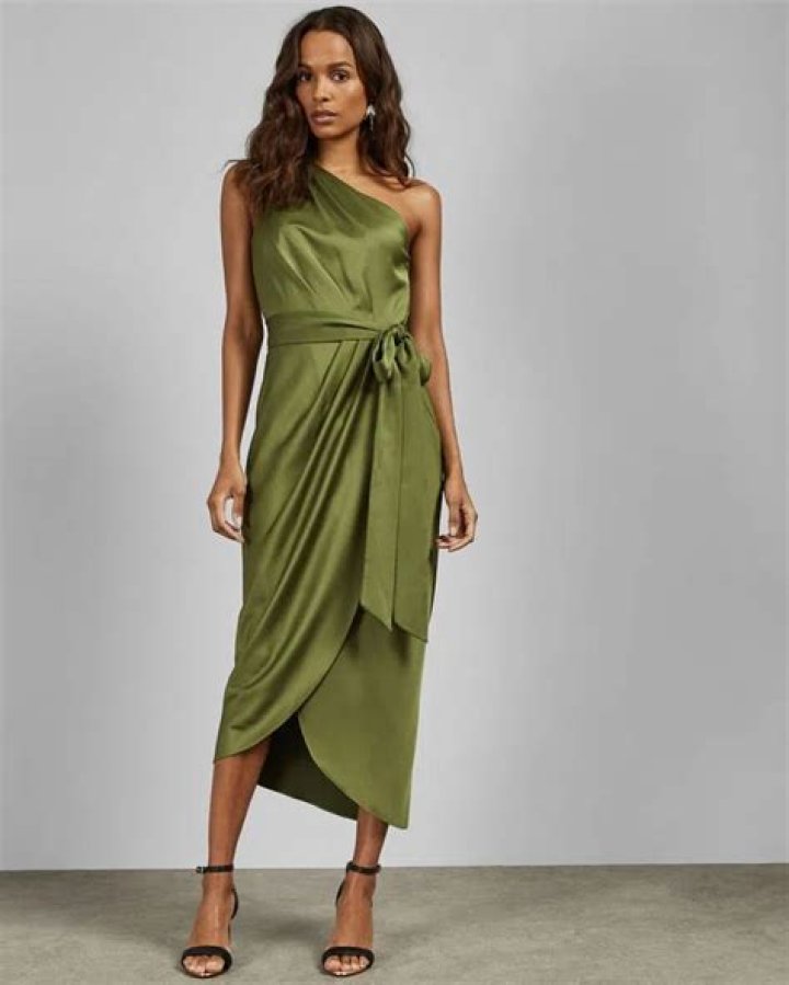 Amanda Holden's green Ted Baker dress just solved your Christmas party woes