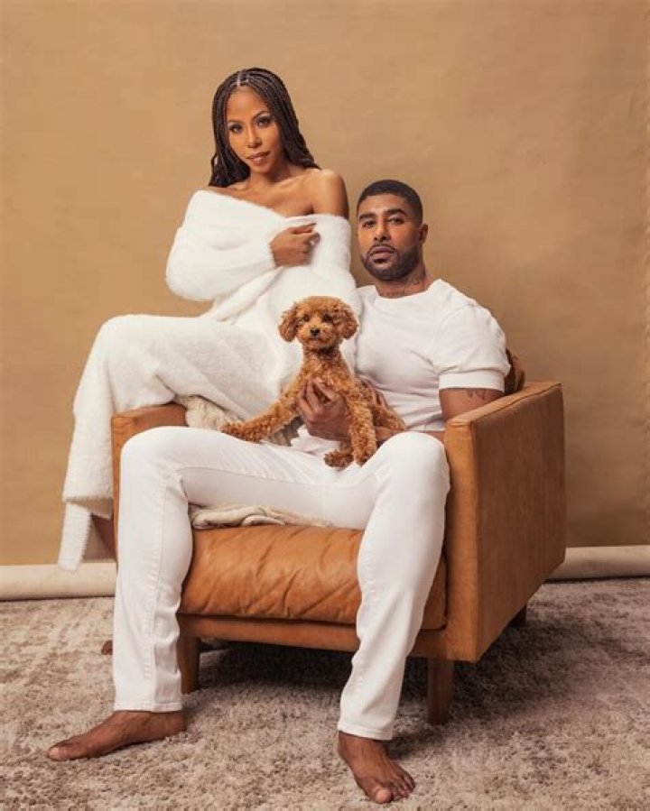 Becky G Biography, Boyfriend, Net Worth, Age, Height & Relationships