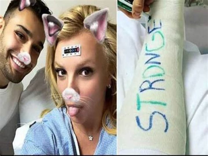 Britney Spears hospitalised after freak accident