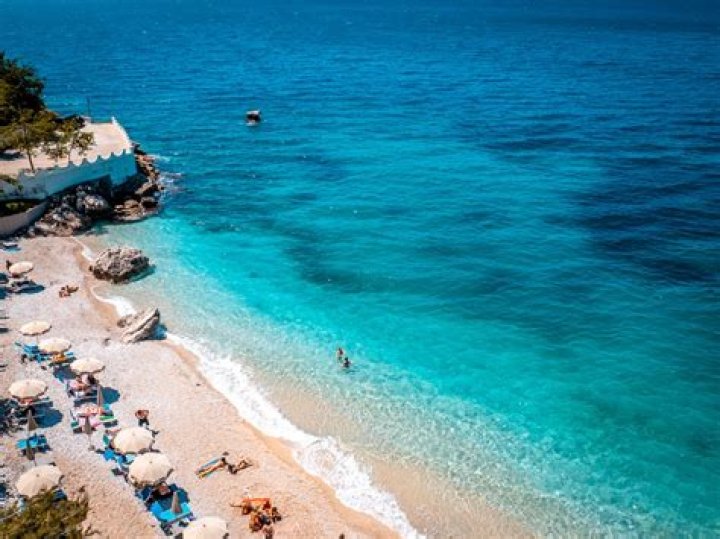 Bush Gets Rock Star Welcome in Albania