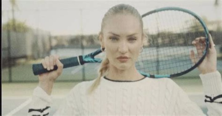 Candice Swanepoel's tennis spectator outfit is a lesson in cool-girl courtside dressing