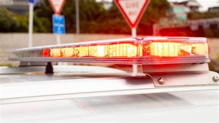 Car crashes through fence into Rotorua hot pool