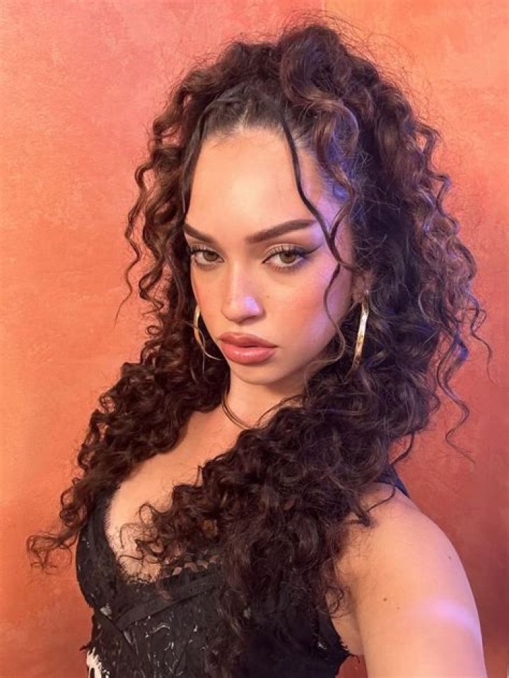 Daniela Bianchi – Bio and Facts about the Italian Actress