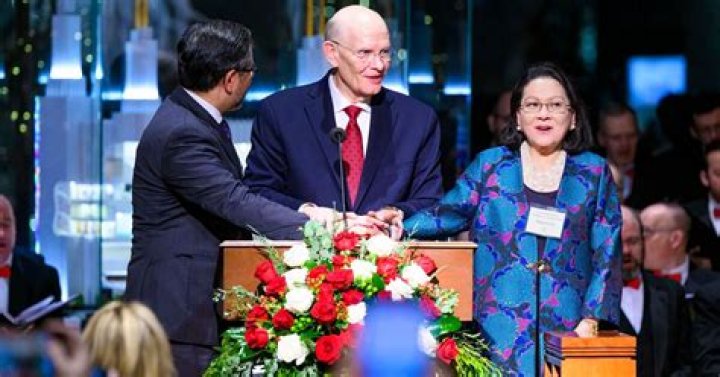Élder Renlund no evento das luzes do Templo de Washington D.C.