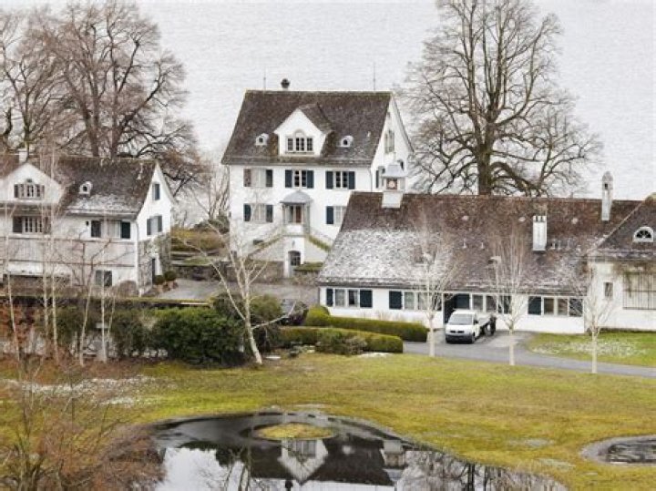 Erwin Bach | AP News