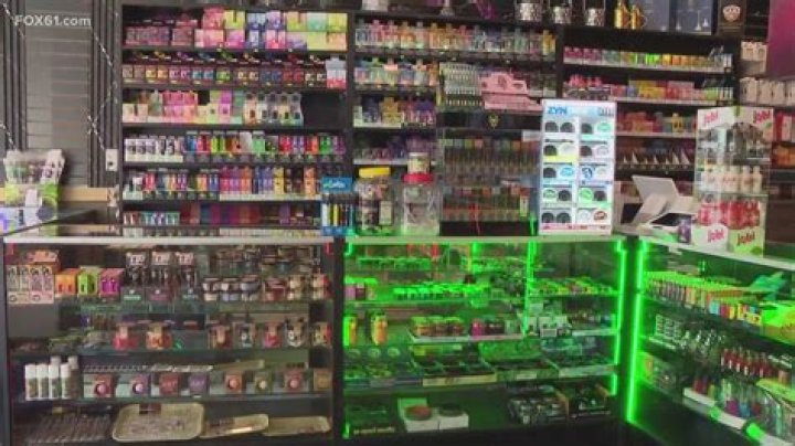 EXCLUSIVE: Rockhampton tobacco shop raided