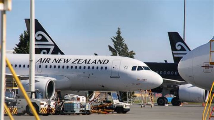 Extra flights added between Singapore and Christchurch this summer