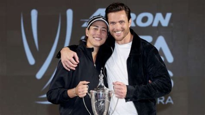 Garbine Muguruza, 2-time Grand Slam tennis champ, engaged to fan she met in Central Park