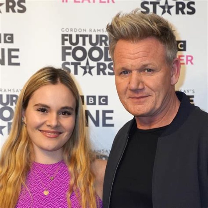 Gordon Ramsay's daughter Holly is the double of mum Tana after major hair transformation