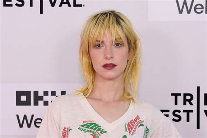 Hayley Williams Net Worth, Age, Height, Husband and Other Facts