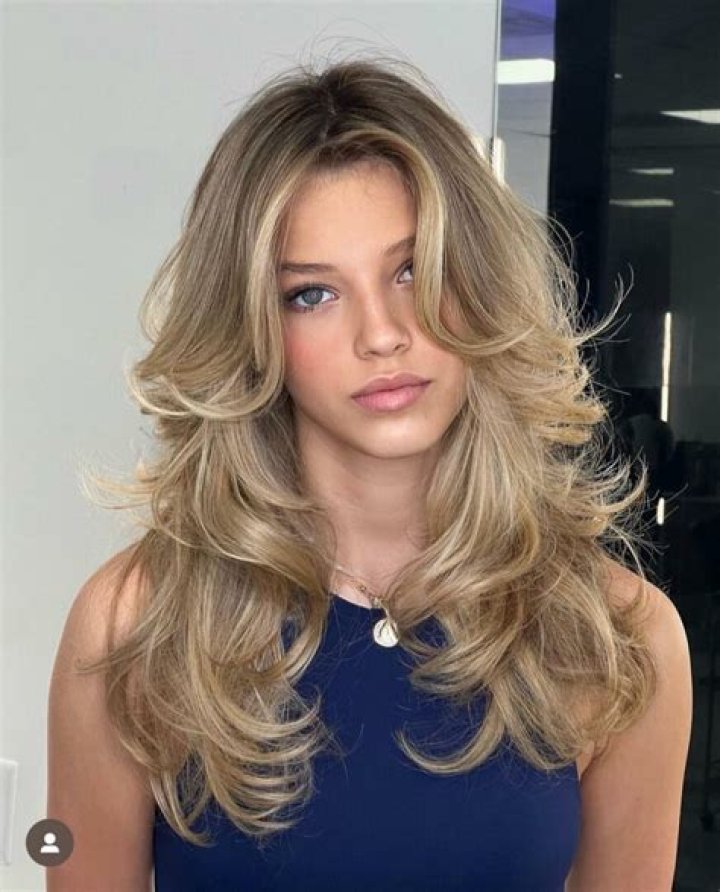 Here’s How You Can Style The Iconic ‘Topanga Haircut’