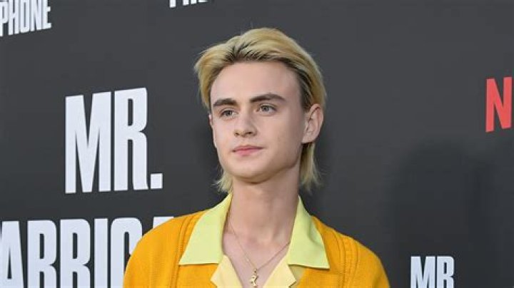How much is Jaeden Martell worth?