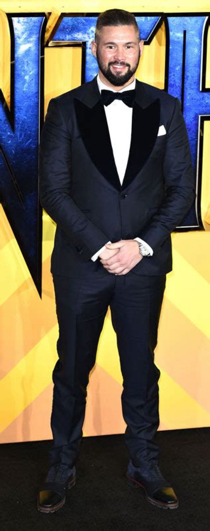 How Tall Is Tony Bellew?