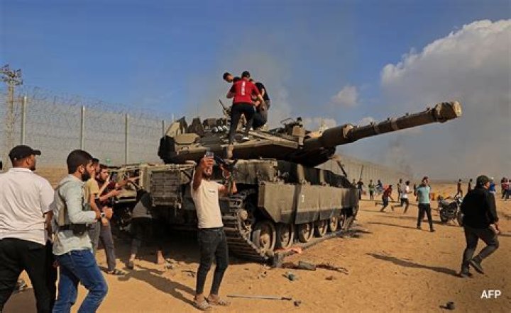 How the US military's moves, including 2,000 Marines, will play into the Israel-Gaza conflict