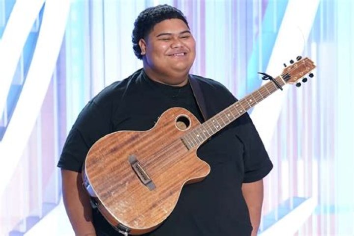 Iam Tongi Girlfriend, Net Worth, Parents, Siblings