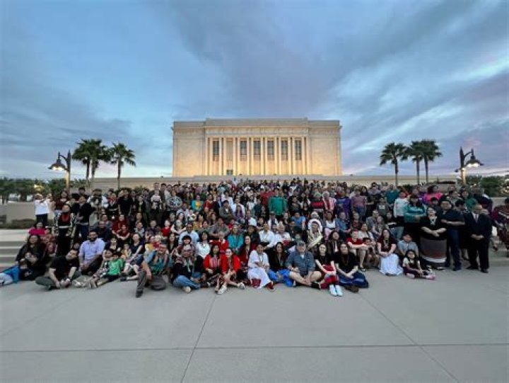 Indigenous Church members gather in Arizona