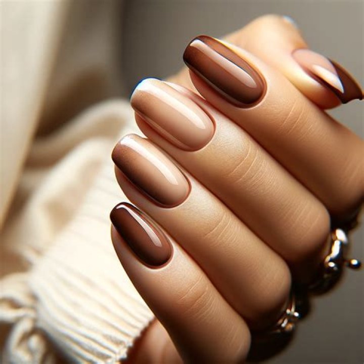Indulge Your Nails In The Cosy Hot Chocolate Manicure Trend