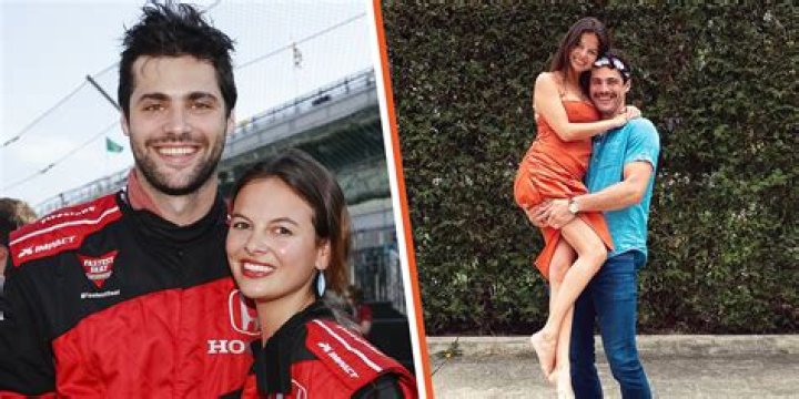 Is Matthew Daddario gay, does he have a girlfriend? His age, ethnicity