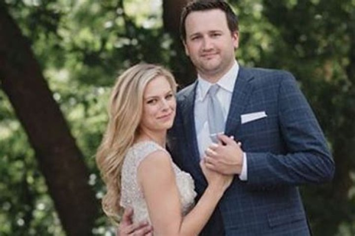 Jamie Erdahl Bio, Achievements and Facts About Sam Buckman’s Wife
