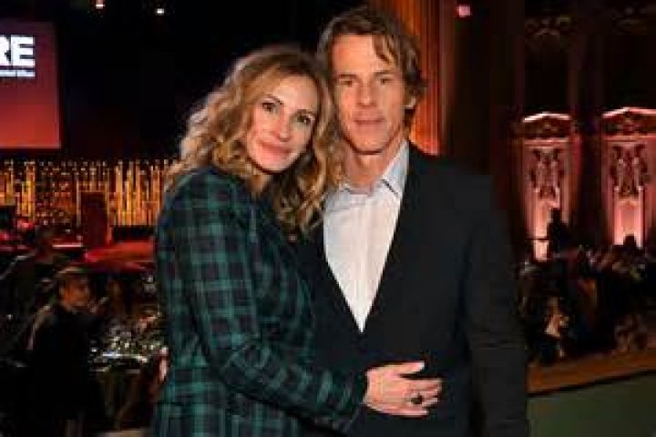 Julia Roberts and husband Danny Moder’s unusual living situation with their children