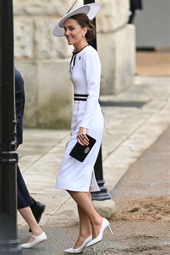 Kate Middleton wears white in 1st public appearance since cancer diagnosis