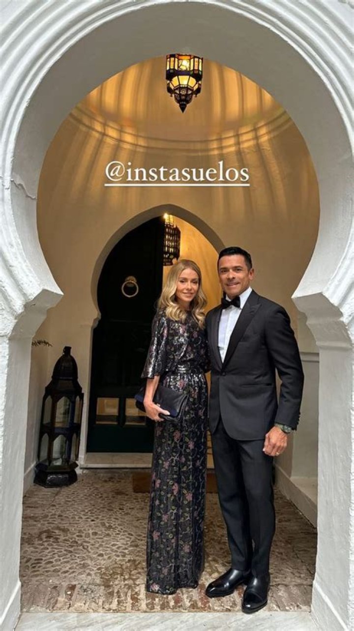 Kelly Ripa, 53, sizzles in sequins in most show-stopping wedding guest dress to date