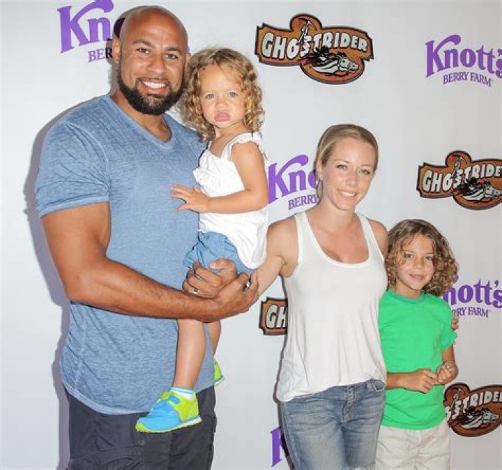 Kendra Wilkinson – Biography, Children, Net worth and Husband – Hank Baskett