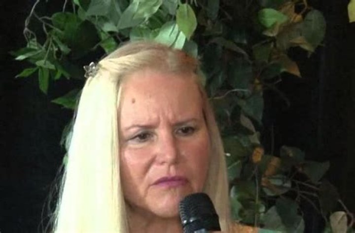 Lenedra Caroll Net worth, Husband, Children, Career and Biography