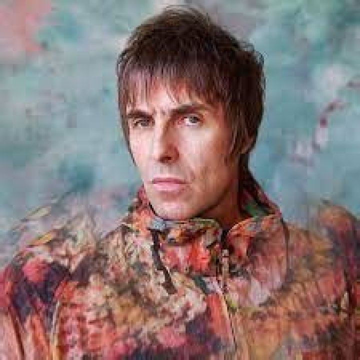 Liam Gallagher Bio, Age, Parents, Siblings, Wife, Children