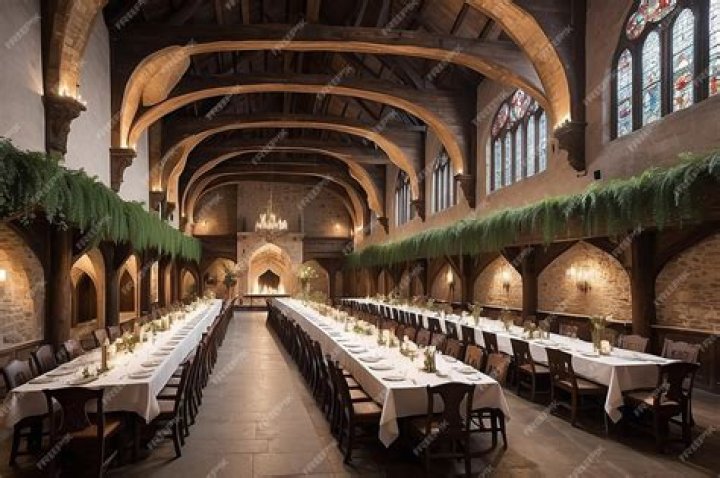 London's medieval banqueting hall made residents 'cry in bed' due to noise and smoke