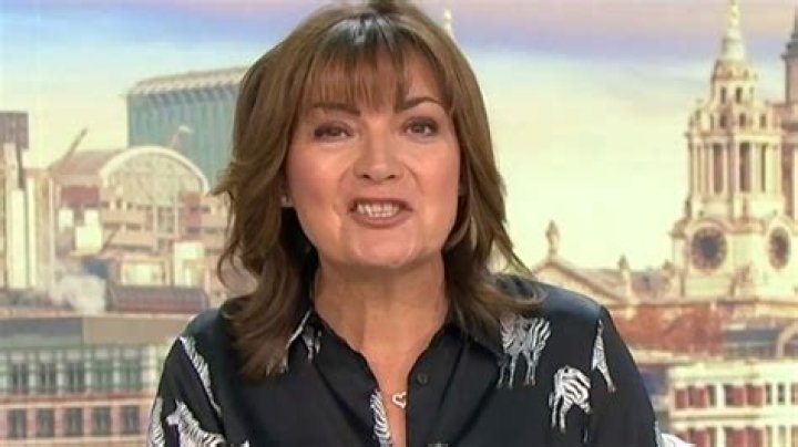 Lorraine Kelly sends GMB fans wild with adorable Zara zebra print dress