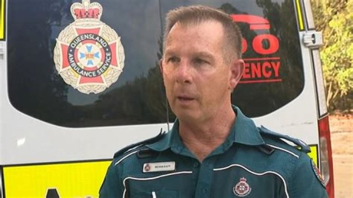 Man buried alive under sand, Bribie Island, QLD: Witness describes rescue