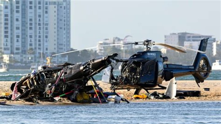 Mexican military helicopter crashes at sea, leaving 3 Navy personnel dead and 2 missing