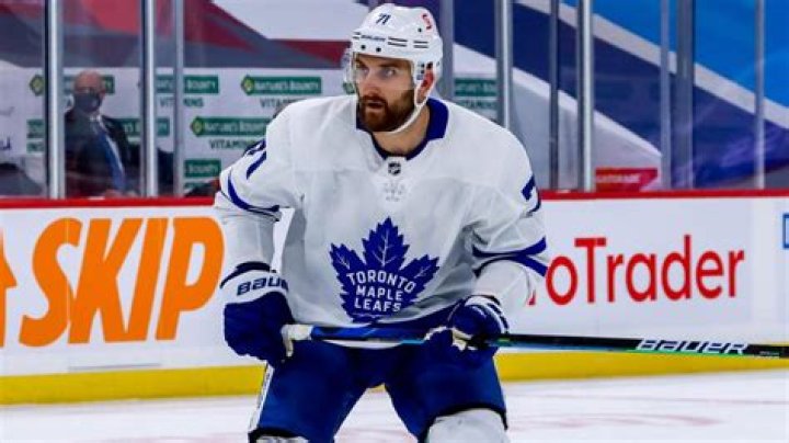 Nick Foligno Bio, Age, Net Worth, Height, Wife, Children, Siblings, Parents