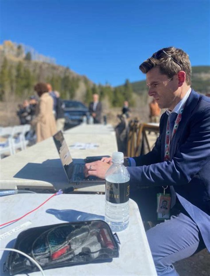 Phil Mattingly Wife Who is Phil Mattingly Wife?