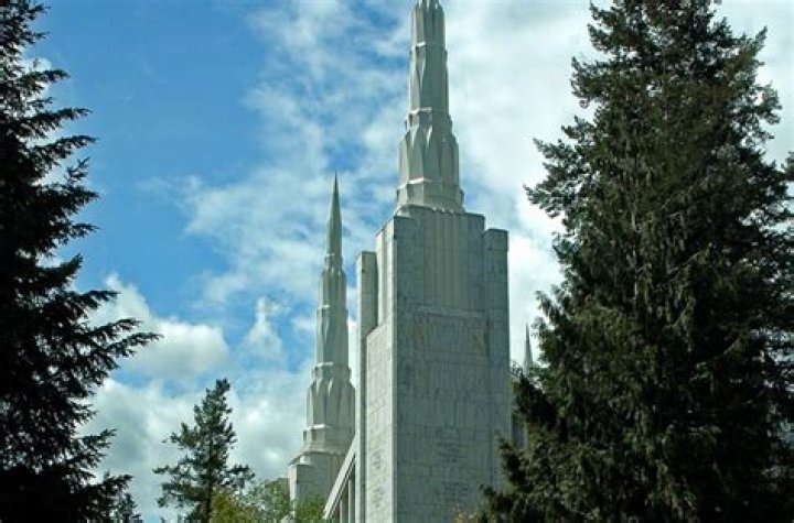 Portland Oregon Temple | Church News Almanac