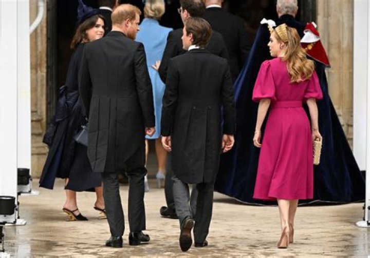 Princess Beatrice stuns in figure-skimming skirt at rare royal engagement post-coronation