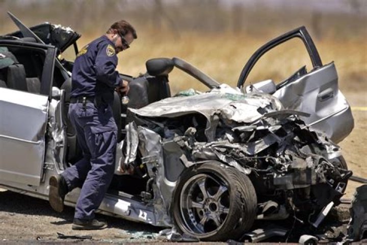 Scott Disick involved in a car accident in Calabasas resulting in a head injury