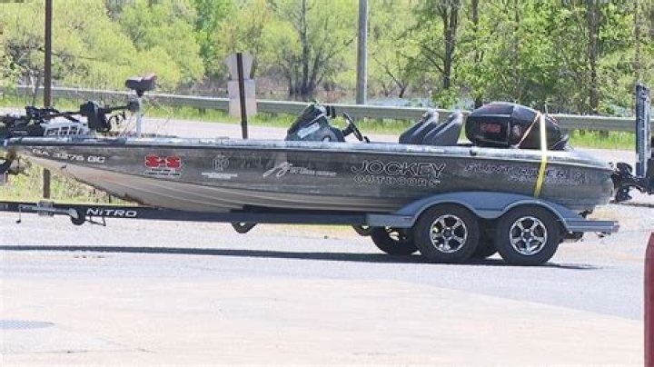 Several suffer serious injuries in 'mass casualty' boating incident at Lake Austin