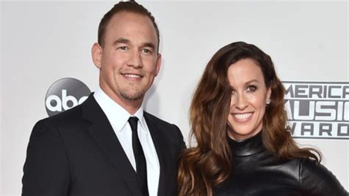 Souleye Personal Life, Profession, Girlfriend, Net Worth, Measurements