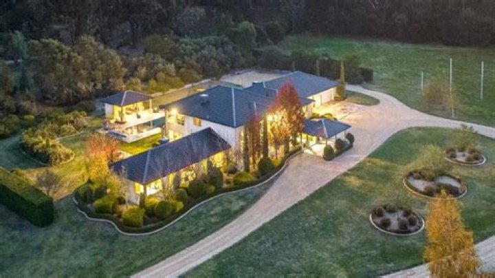 Sprawling property at foothills of Macedon Ranges will take your breath away