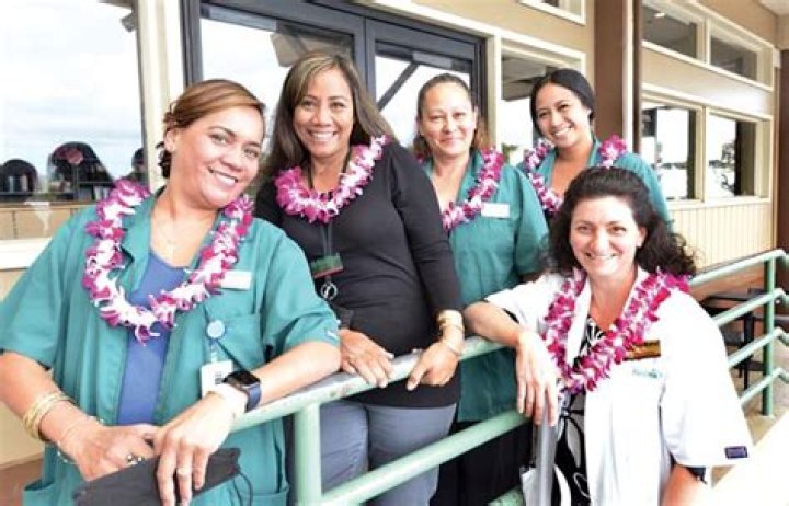 Staff bid fond farewell on pharmacy’s final day | News, Sports, Jobs