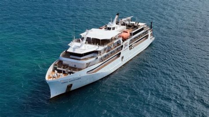 Stranded Aussies confronted on ‘pirate island’ off Western Australia coast