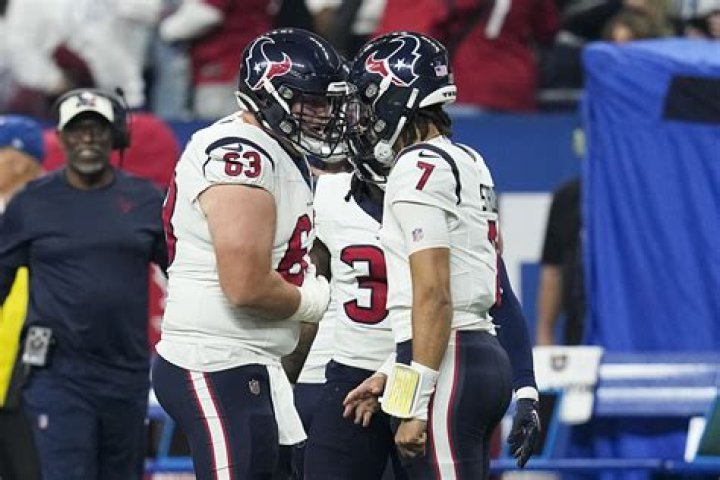 Texans wrap up playoff spot with 23-19 victory over Colts