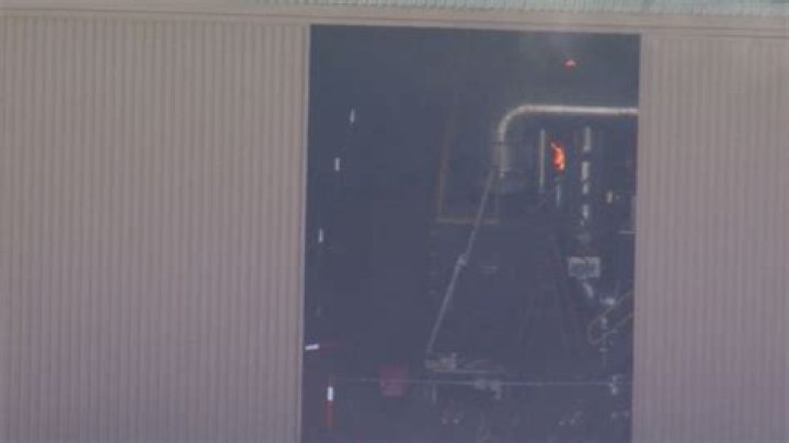 Tomago electrical plant: NSW firefighters battle blaze as power plant overheats by 700 degrees