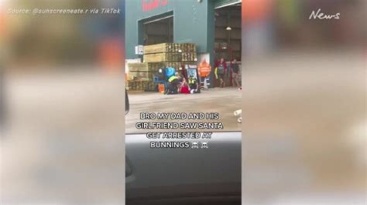 Video of man dressed as Santa pepper-sprayed and arrested at Bunnings in Frankston